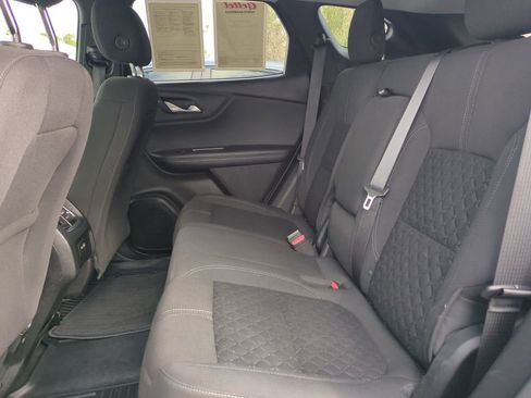 Used 2020 Chevrolet Blazer LT image 13