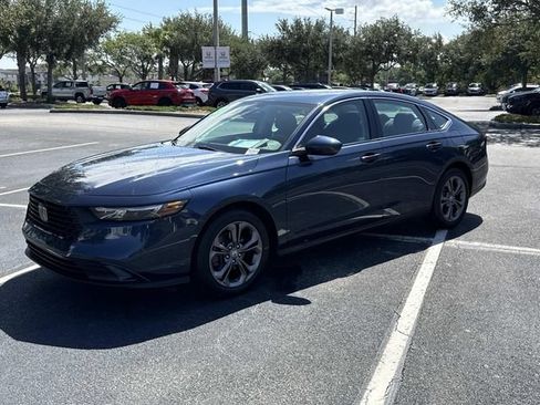 Used 2023 Honda Accord EX image 10