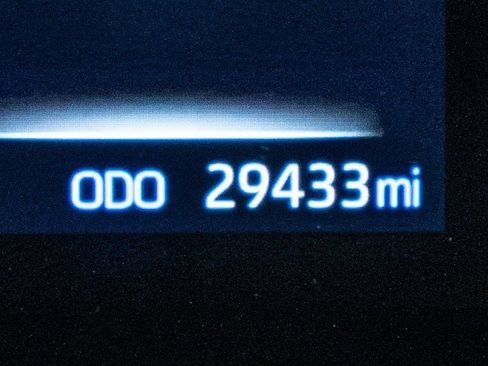 Used 2024 Toyota Sienna LE image 24