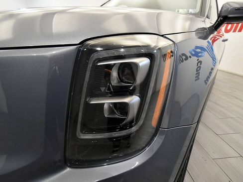 Used 2022 Kia Telluride SX w/ SX Prestige Package AWD/4WD image 9