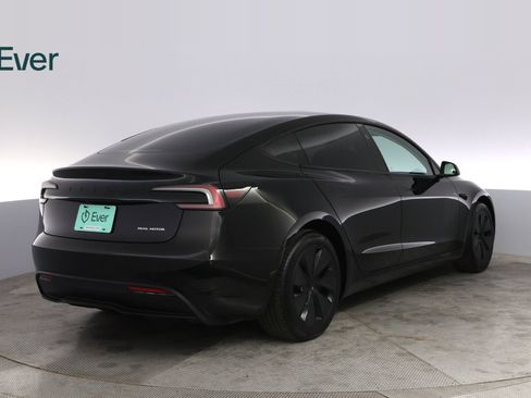 Used 2025 Tesla Model 3 Long Range AWD/4WD image 3