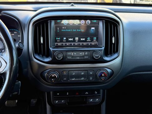 Used 2018 Chevrolet Colorado Z71 image 21