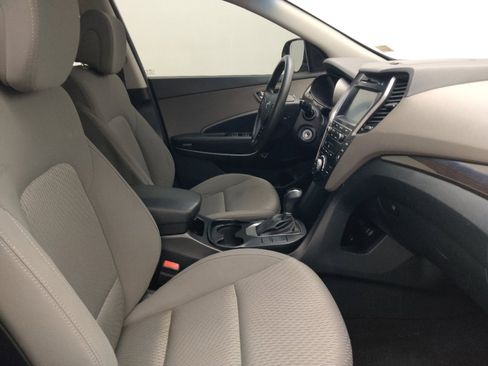 Used 2019 Hyundai Santa Fe XL SE FWD image 21