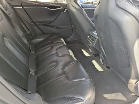 Used 2014 Tesla Model S 60 RWD image 27