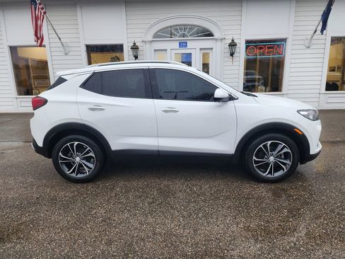 Used 2020 Buick Encore GX Select w/ Advanced Technology Package image 4