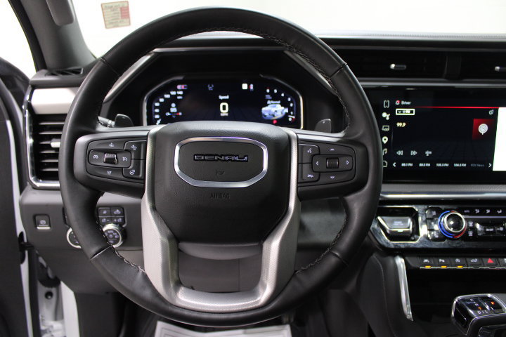Used 2024 GMC Sierra 1500 Denali w/ Denali Reserve Package AWD/4WD image 39