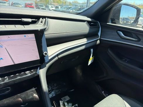 New 2026 Jeep Grand Cherokee L 4WD image 22