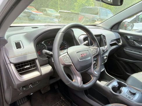 Used 2024 GMC Terrain AT4 AWD/4WD image 8