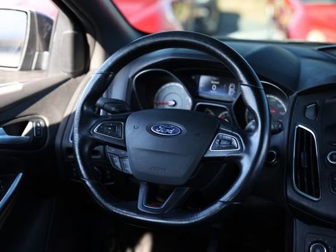 Used 2016 Ford Focus ST image 32