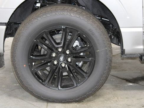 New 2026 Ford F150 Platinum w/ Equipment Group 702A High AWD/4WD image 18
