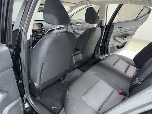 Used 2022 Nissan Altima 2.5 S FWD image 22