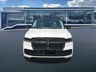 Used 2025 Lincoln Navigator L Black Label AWD/4WD video 2