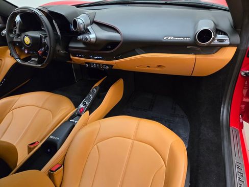 Used 2022 Ferrari F8 Tributo RWD image 23