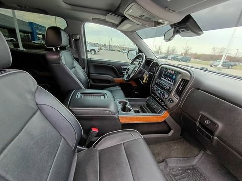 Used 2017 Chevrolet Silverado 1500 High Country image 11