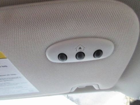 Used 2024 Ford Edge Titanium image 16