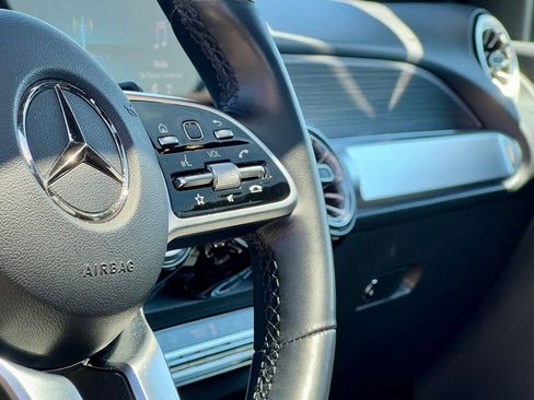 Certified 2023 Mercedes-Benz GLB 250 4MATIC image 21