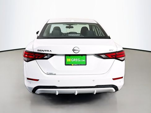 Used 2024 Nissan Sentra SV FWD image 8