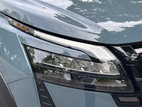New 2026 Nissan Pathfinder Platinum w/ Cargo Package AWD/4WD image 10