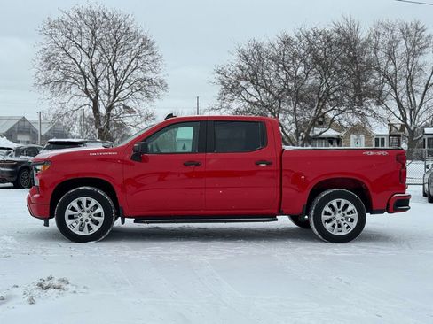 Used 2022 Chevrolet Silverado 1500 Custom image 5