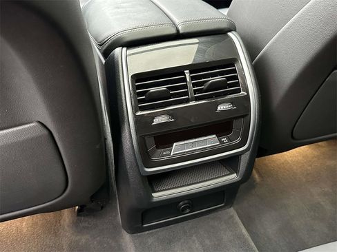 Used 2022 BMW X5 xDrive40i w/ Executive Package image 15