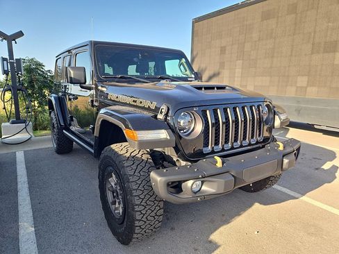 Used 2022 Jeep Wrangler Unlimited Rubicon w/ Trailer Tow Package AWD/4WD image 4