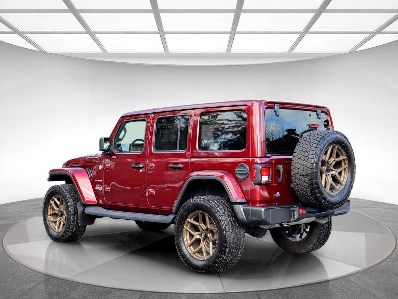 Used 2022 Jeep Wrangler Unlimited Sahara w/ Cold Weather Group AWD/4WD image 6
