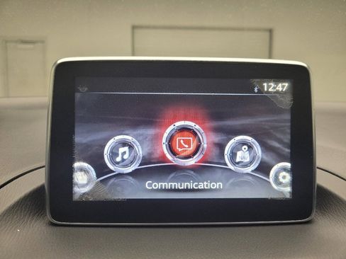 Used 2015 MAZDA MAZDA3 i Sport FWD image 25