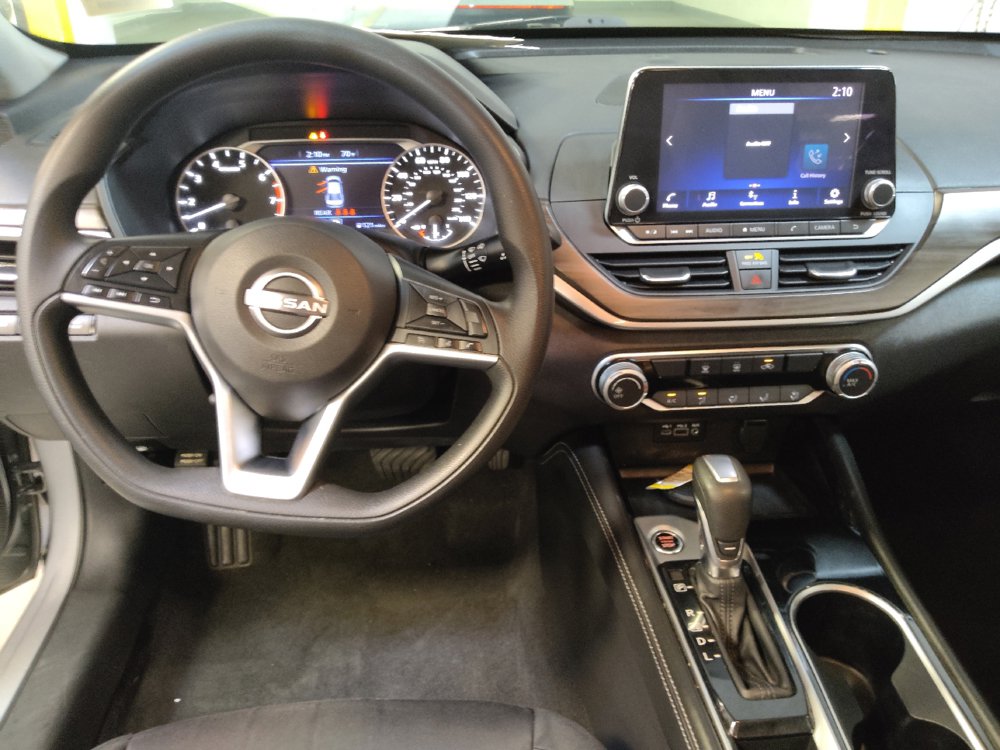 Used 2023 Nissan Altima 2.5 SV FWD image 22