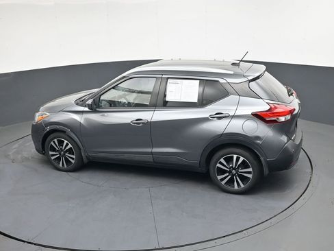Used 2020 Nissan Kicks SV image 31