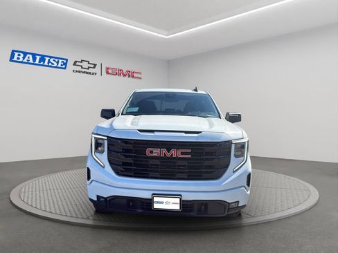 New 2026 GMC Sierra 1500 Elevation image 9
