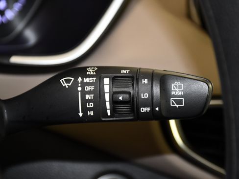 Used 2020 Hyundai Santa Fe SEL AWD/4WD image 24