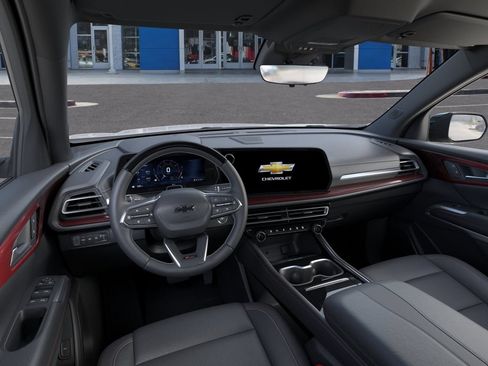 New 2026 Chevrolet Traverse Z71 w/ Enhanced Driving Package AWD/4WD image 16