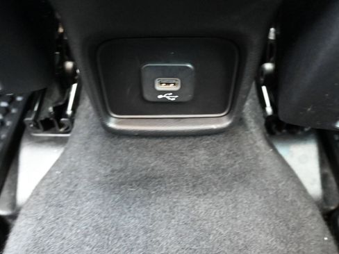 Used 2020 Jeep Compass Latitude w/ Cold Weather Group image 23