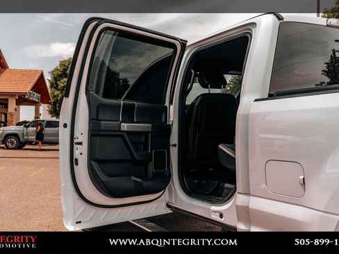 Used 2018 Ford F250 Platinum w/ Platinum Ultimate Package AWD/4WD image 61