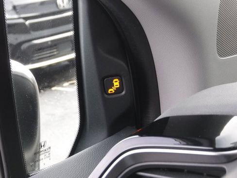 Used 2023 Honda Odyssey Touring image 35