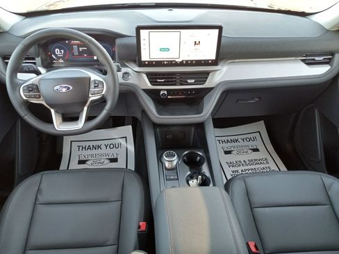 New 2026 Ford Explorer Active w/ Active Comfort Package image 15