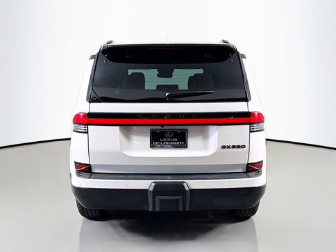 Certified 2024 Lexus GX 550 w/ Accessory Package (Z1) AWD/4WD image 6