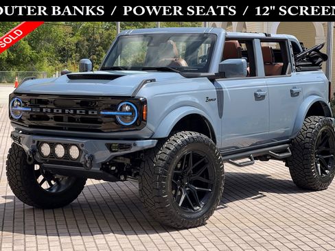 Used 2024 Ford Bronco Outer Banks AWD/4WD image 1