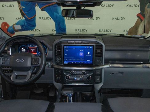 Used 2022 Ford F150 Lariat AWD/4WD image 3