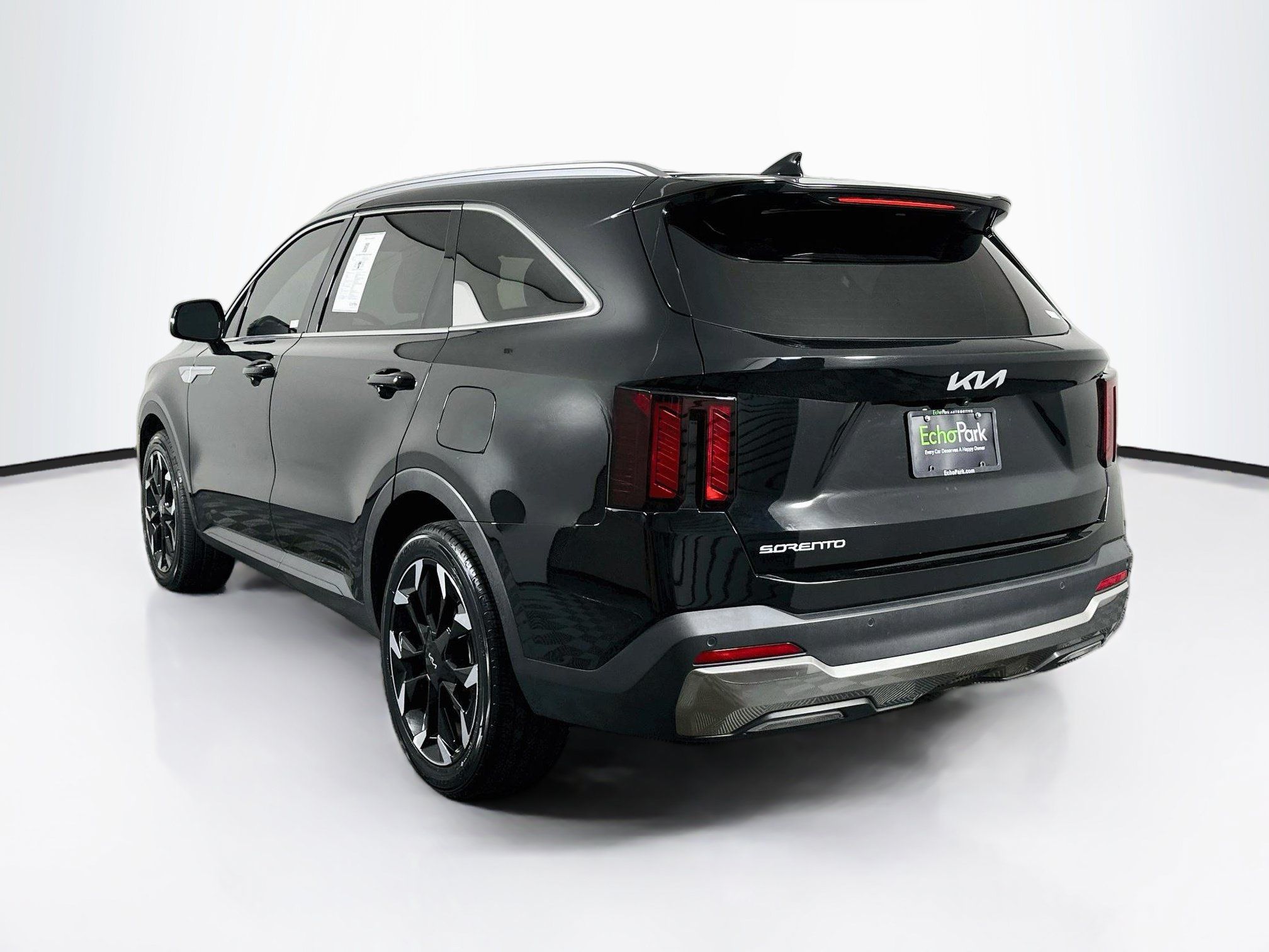 Used 2025 Kia Sorento EX FWD image 5