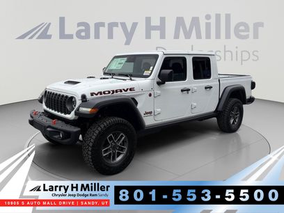 New 2026 Jeep Gladiator Mojave w/ Steel Bumper Group