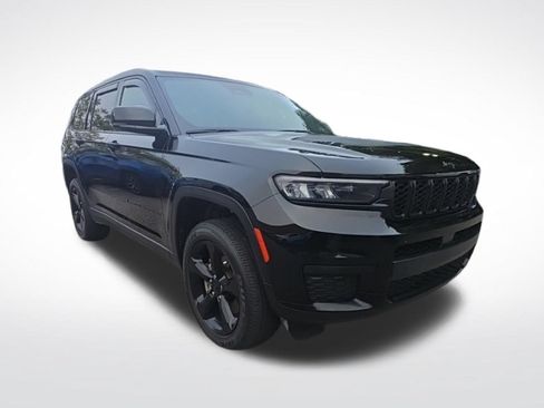Used 2024 Jeep Grand Cherokee L Laredo RWD image 7