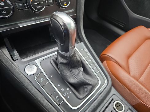 Used 2018 Volkswagen Golf Alltrack S image 22