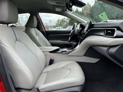 Used 2023 Toyota Camry XLE image 26