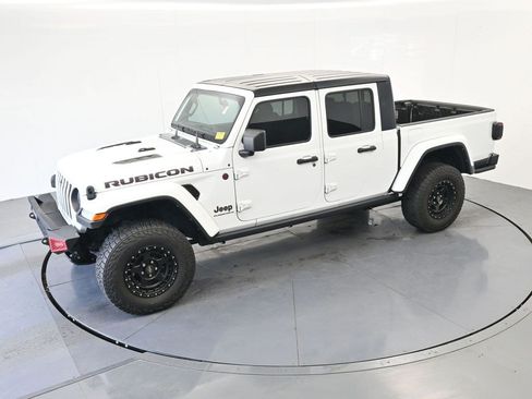 Used 2023 Jeep Gladiator Rubicon w/ LED Lighting Group AWD/4WD image 17