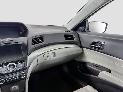 Used 2016 Acura ILX w/ Premium Package FWD image 23