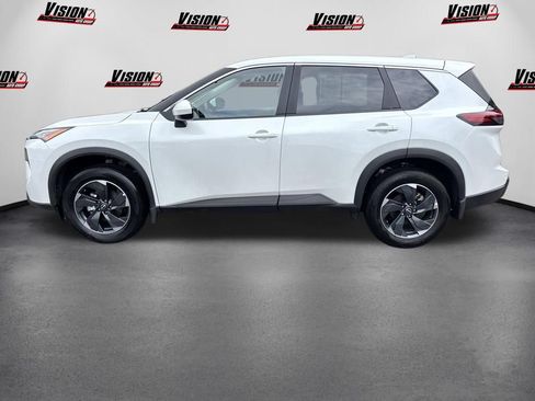 Certified 2026 Nissan Rogue SV AWD/4WD image 8