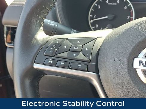 Used 2021 Nissan Sentra SV FWD image 7