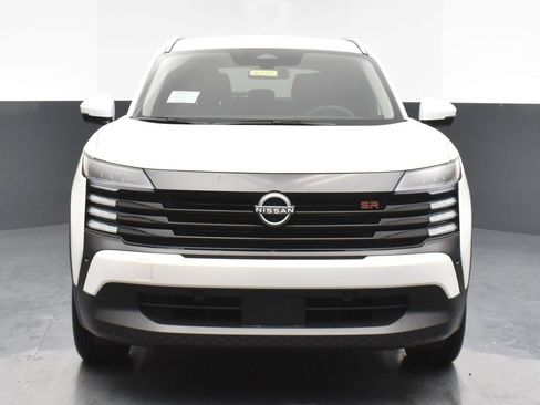 Certified 2025 Nissan Kicks SR image 24