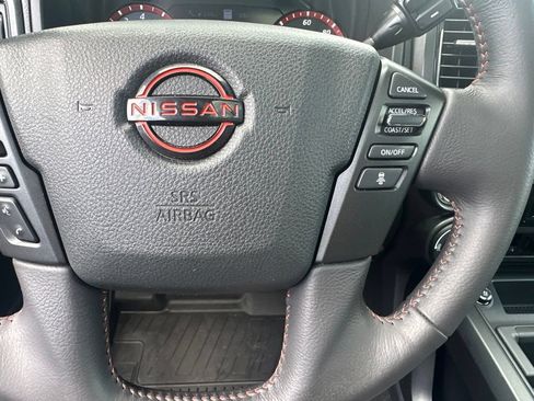 Used 2024 Nissan Titan PRO-4X w/ Pro-4x Convenience Package AWD/4WD image 17